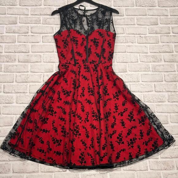 Voodoo Vixen Dresses & Skirts - Voodoo Vixen Better Bella Red and Black Lace Overlay Dress Women's S 50’s Retro
